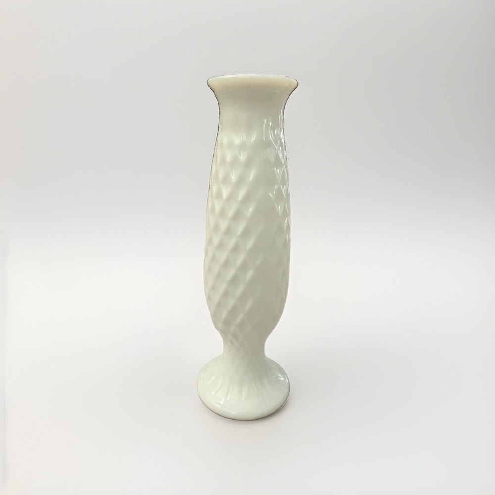 Vintage E.O. Brody White Milk Glass Diamond Pattern Vase 7 1/2" Tall 921 EUC